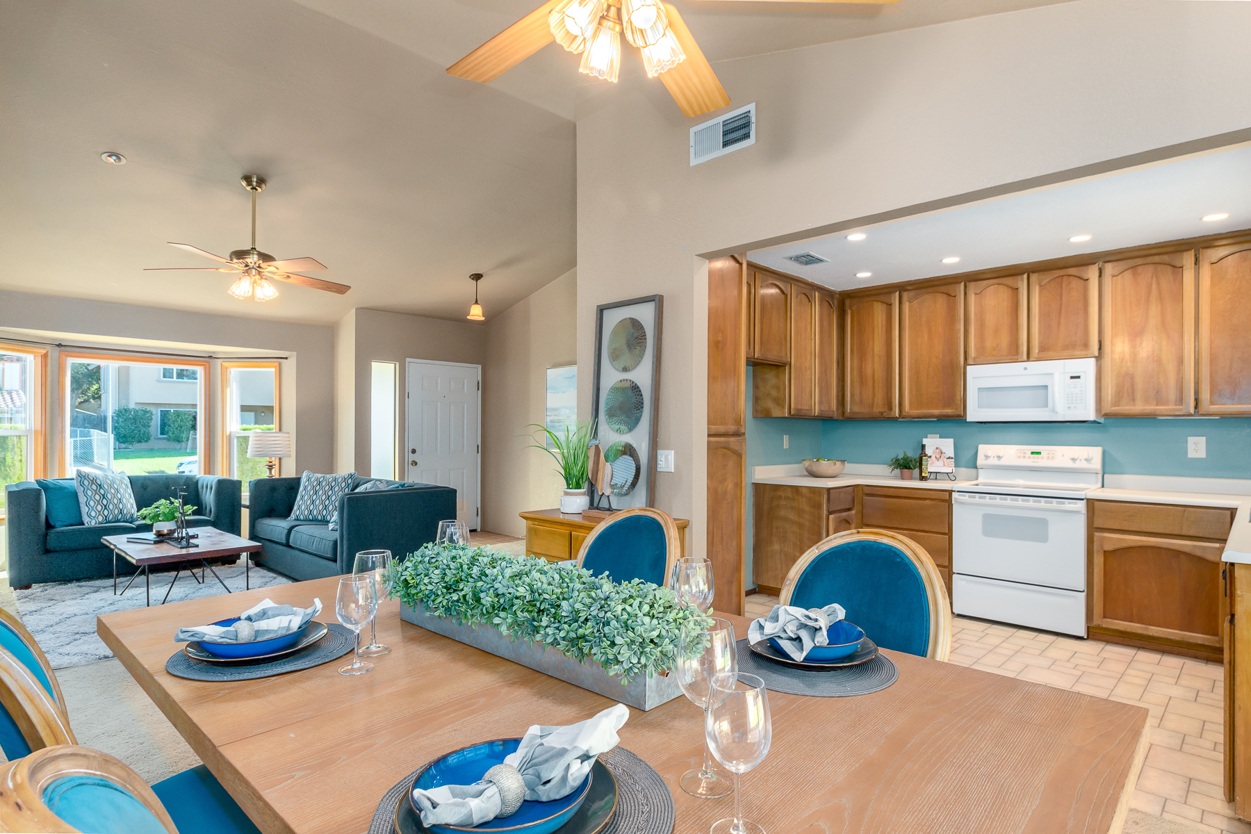 7257holworthy_14