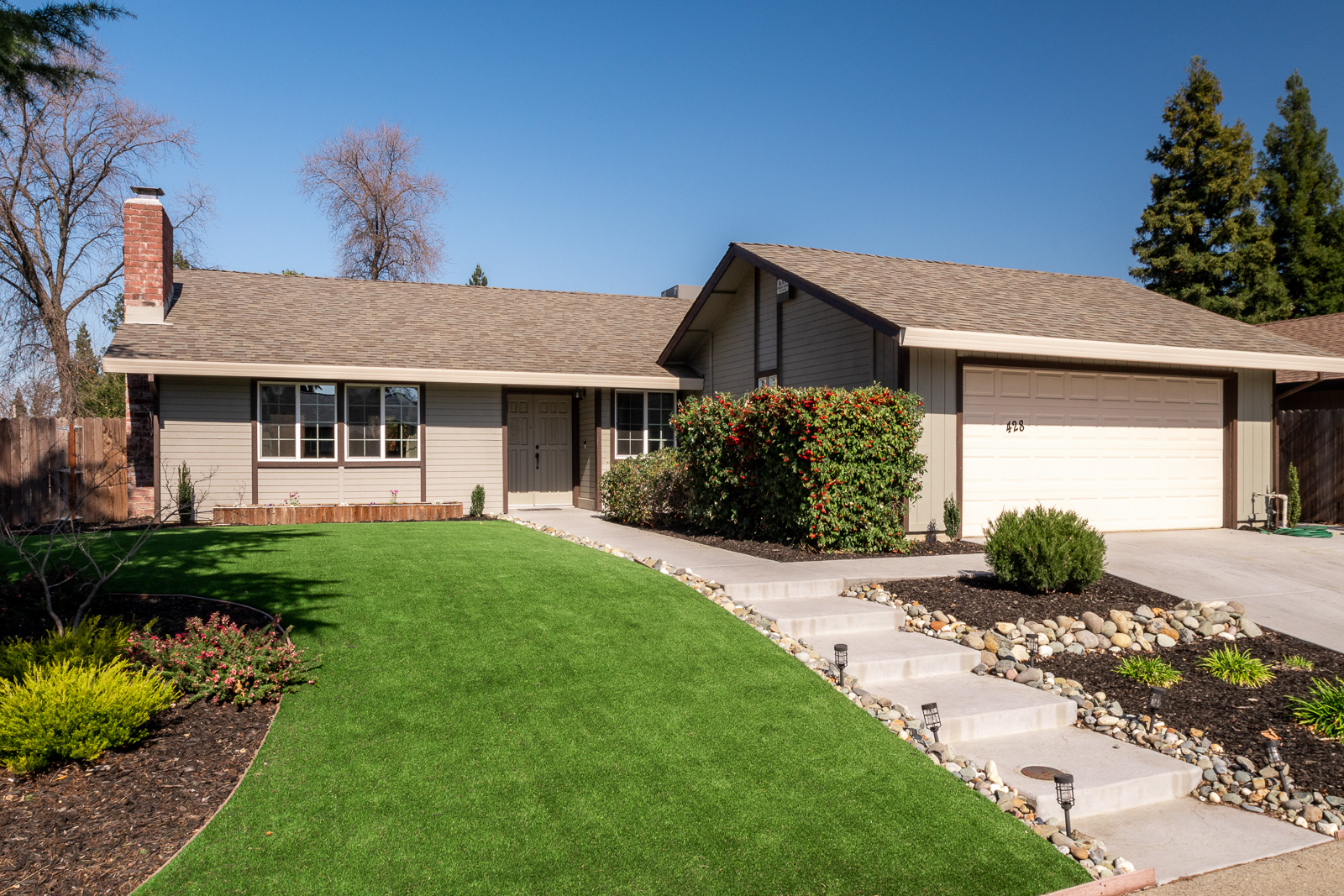 428dawnridge_ON_02